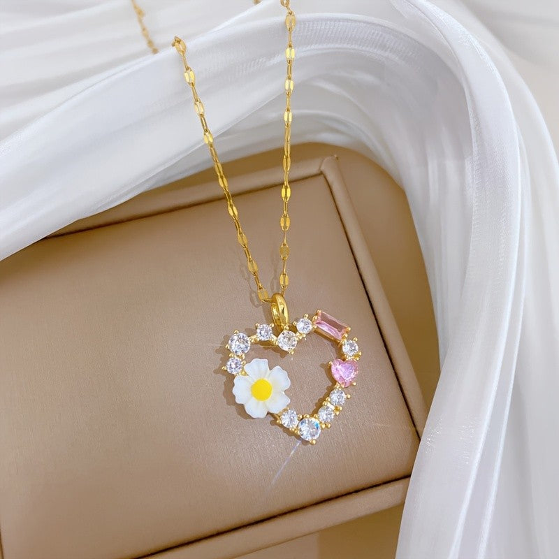 Daisy & Crystal Heart Necklace