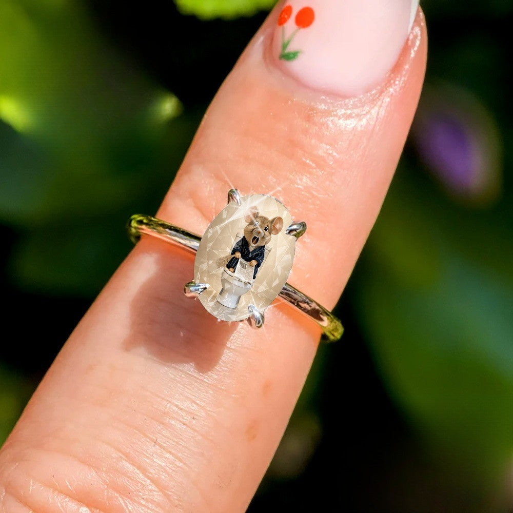 Mouse Reading Oval Ring