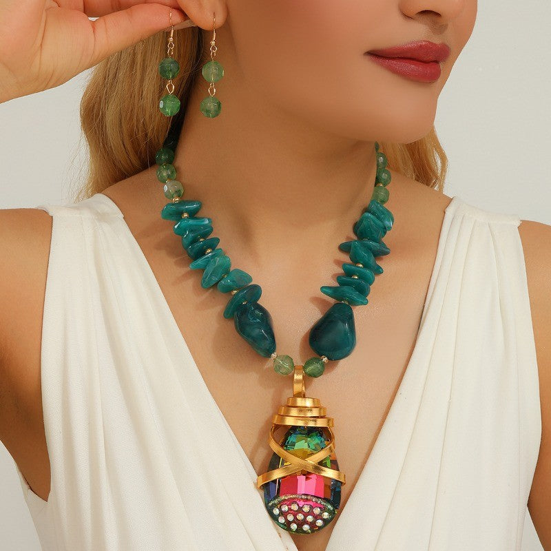 Stone Chip & Cage Pendant Necklace Set