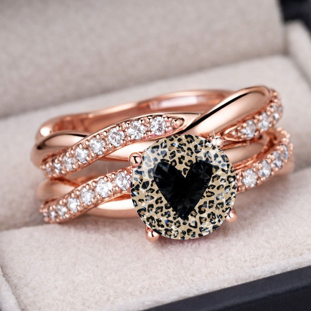 Leopard Heart Twisted Band Ring
