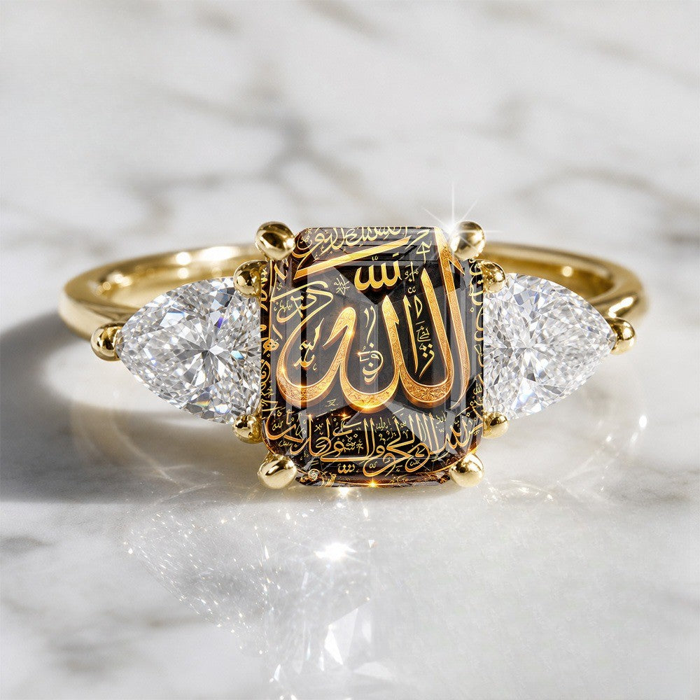 Black Calligraphy Three-Stone Ring