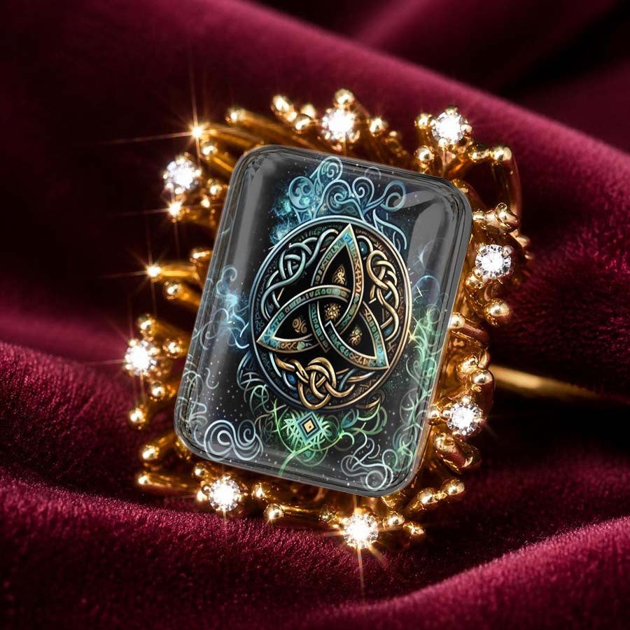 Trinity Knot Square Ring