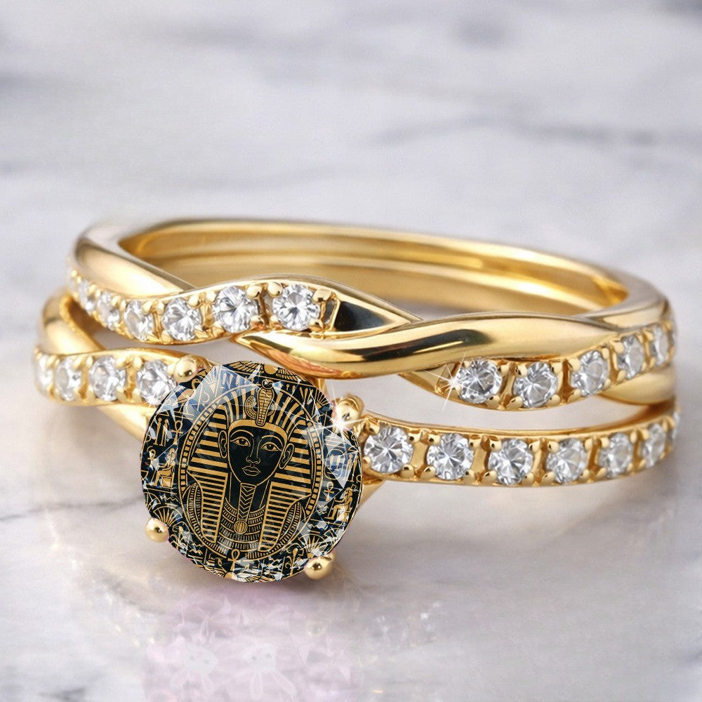 Pharaoh Crystal Twist Ring
