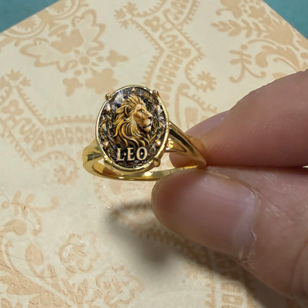 Lion Oval Statement Ring