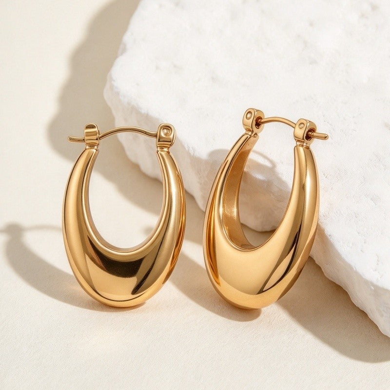 Polished Gold Oval Hoop Earrings