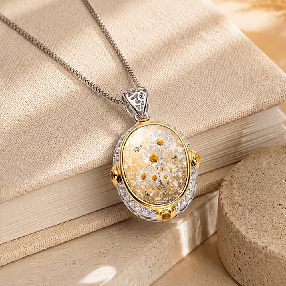 Daisy Floral Pendant Necklace