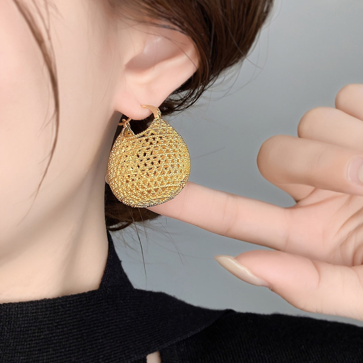 Textured Money Bag Hoop Earrings