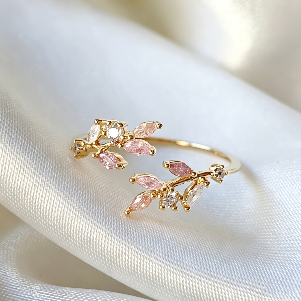 Pastel Leaf Vine Ring