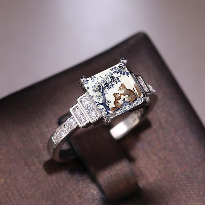 Squirrel Tree Square Ring