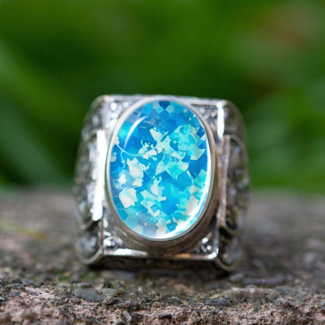 Vintage Carved Blue Oval Ring