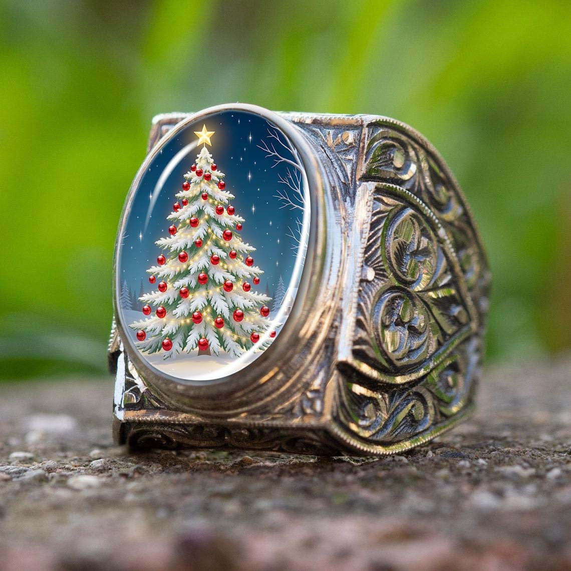 Ornate Oval Christmas Tree Ring