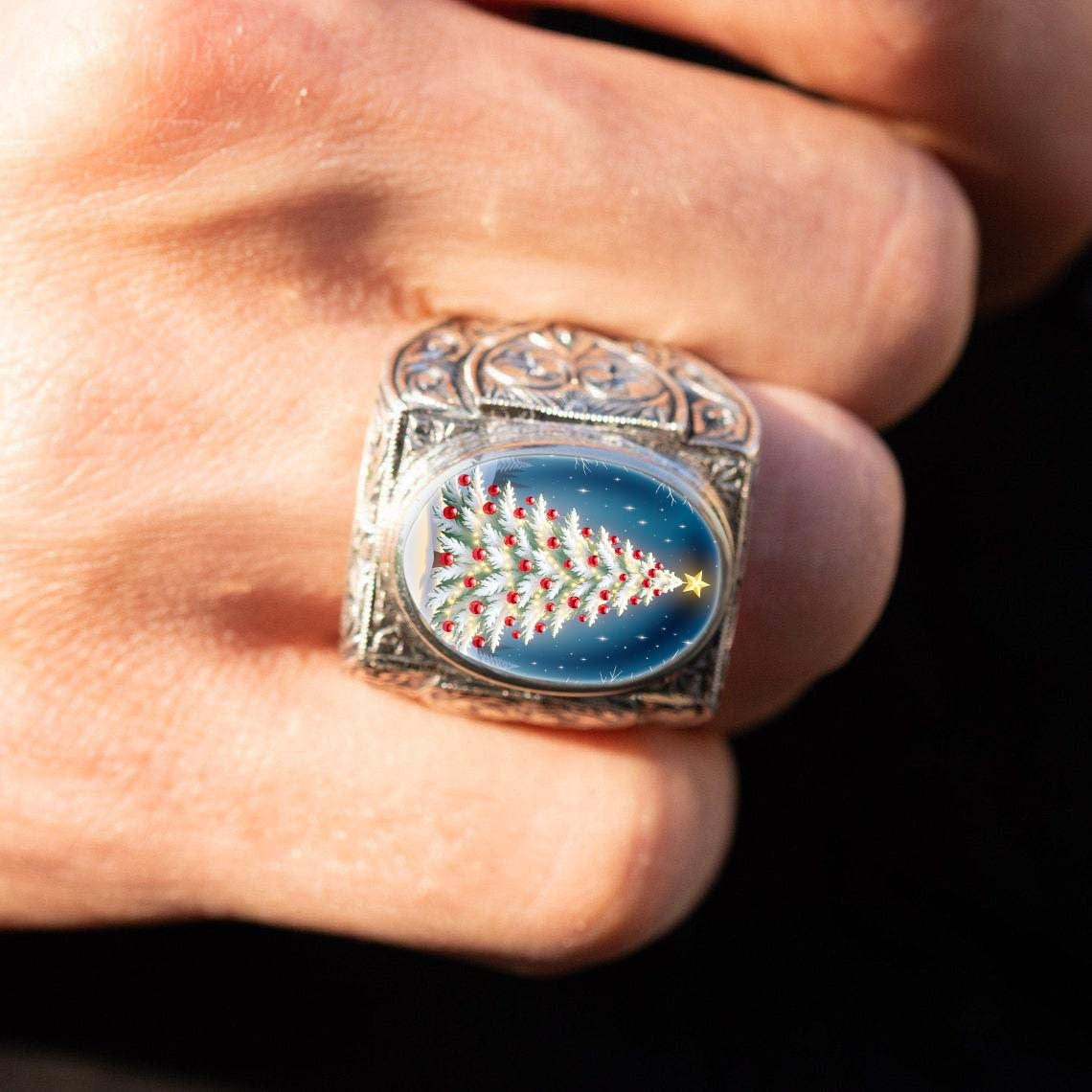 Ornate Oval Christmas Tree Ring