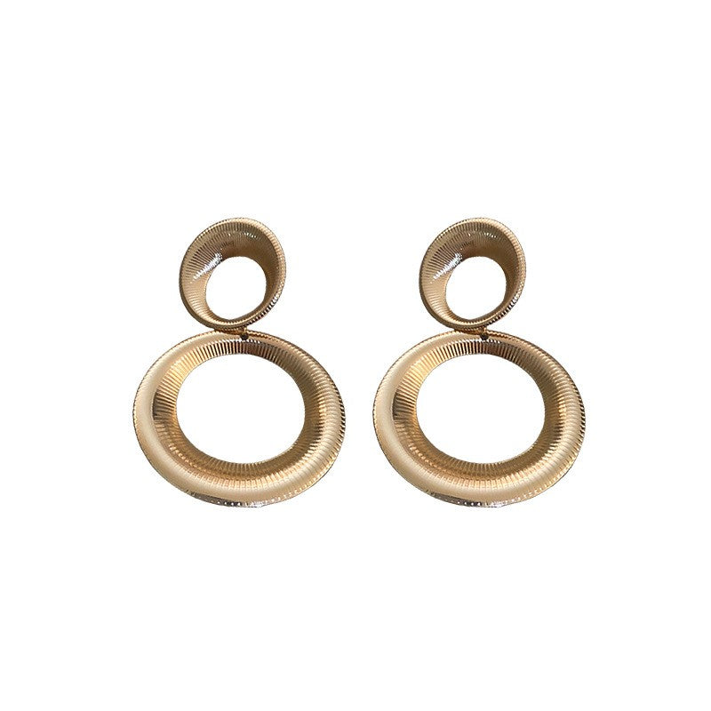 Ribbed Circle Earrings
