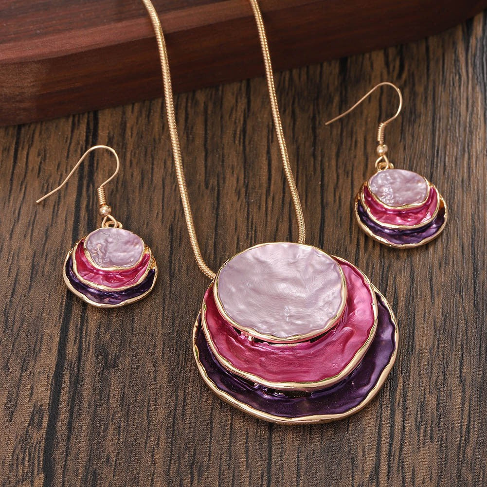 Layered Shell Disc Necklace & Earring Set