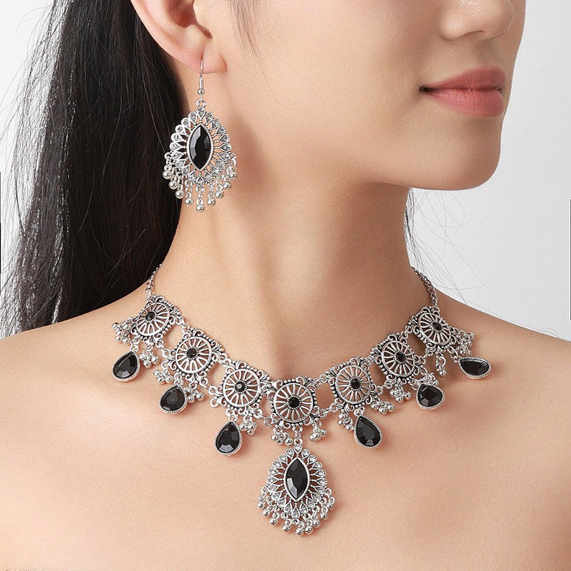 Stone Medallion Necklace & Earring Set