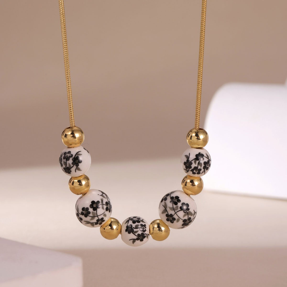 Blue Floral Bead Chain Necklace
