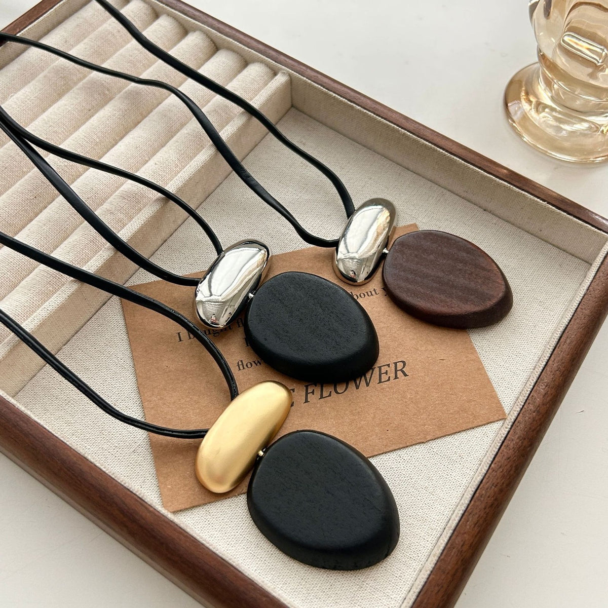 Mixed Material Oval Pendant Necklace