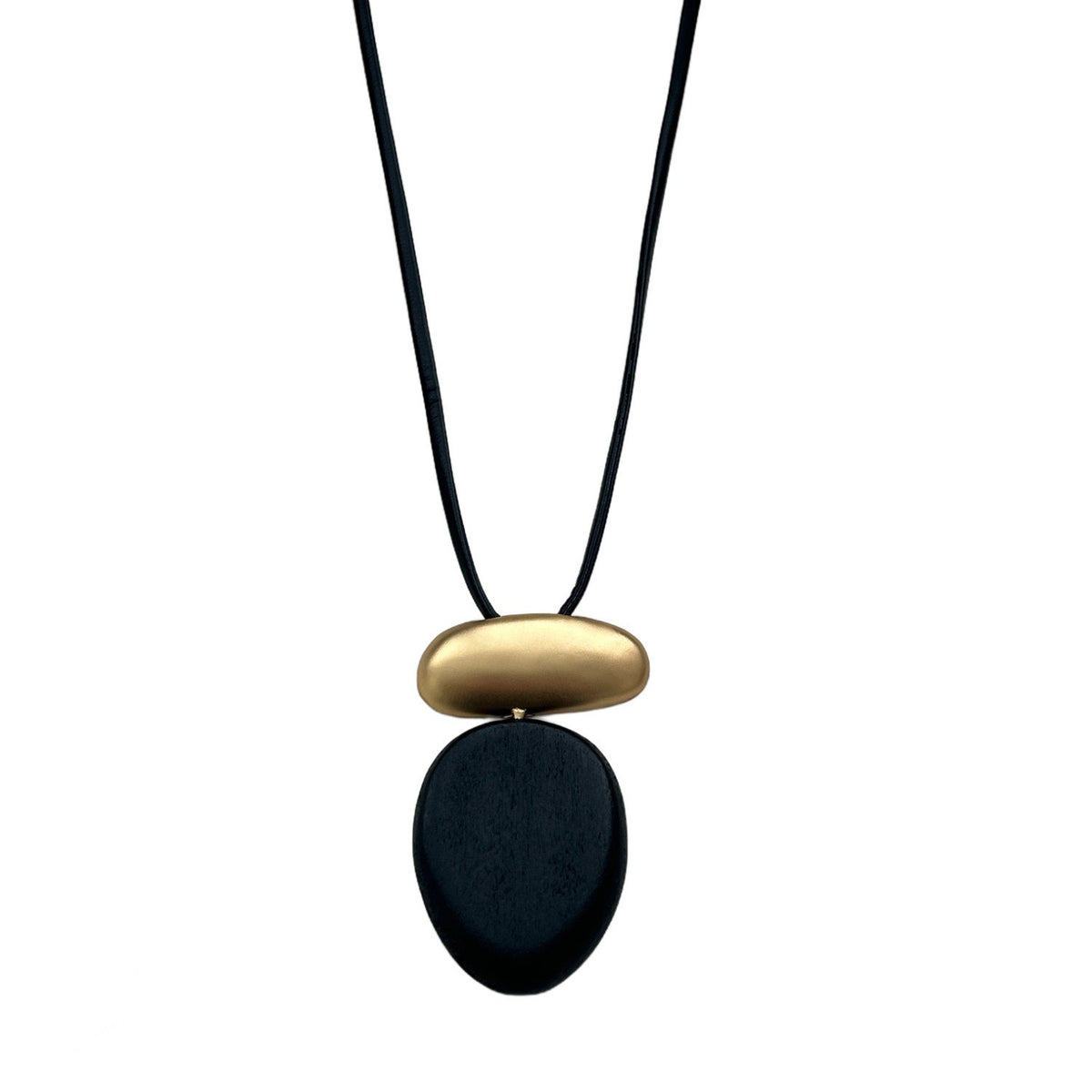 Mixed Material Oval Pendant Necklace