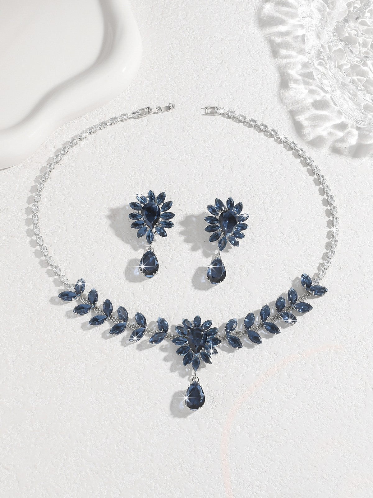 Zircon Floral Teardrop Jewelry Set