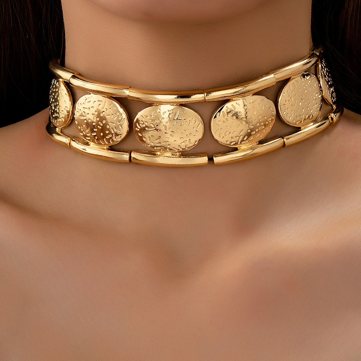 Textured Coin Link Choker