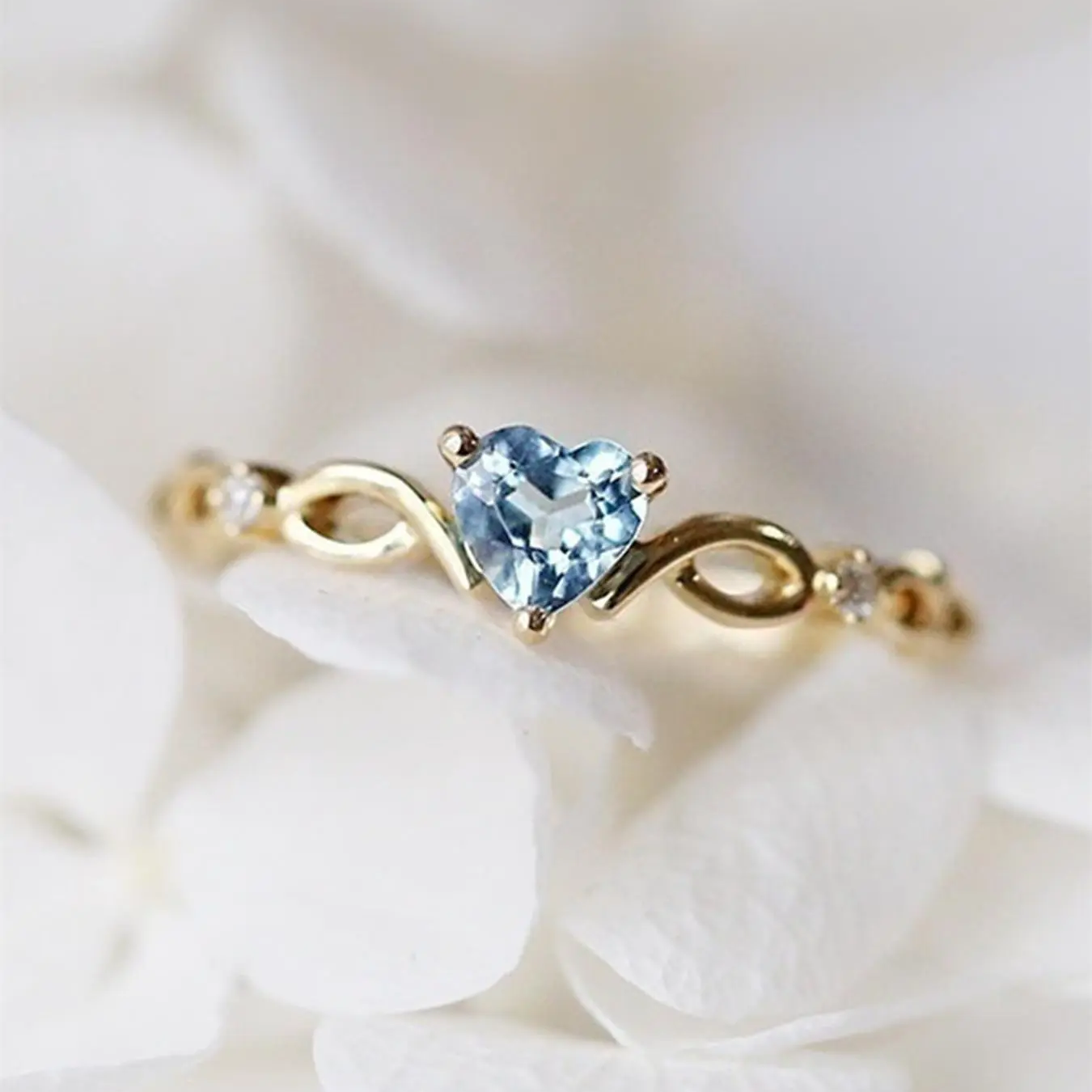 Rhinestone Heart Ring