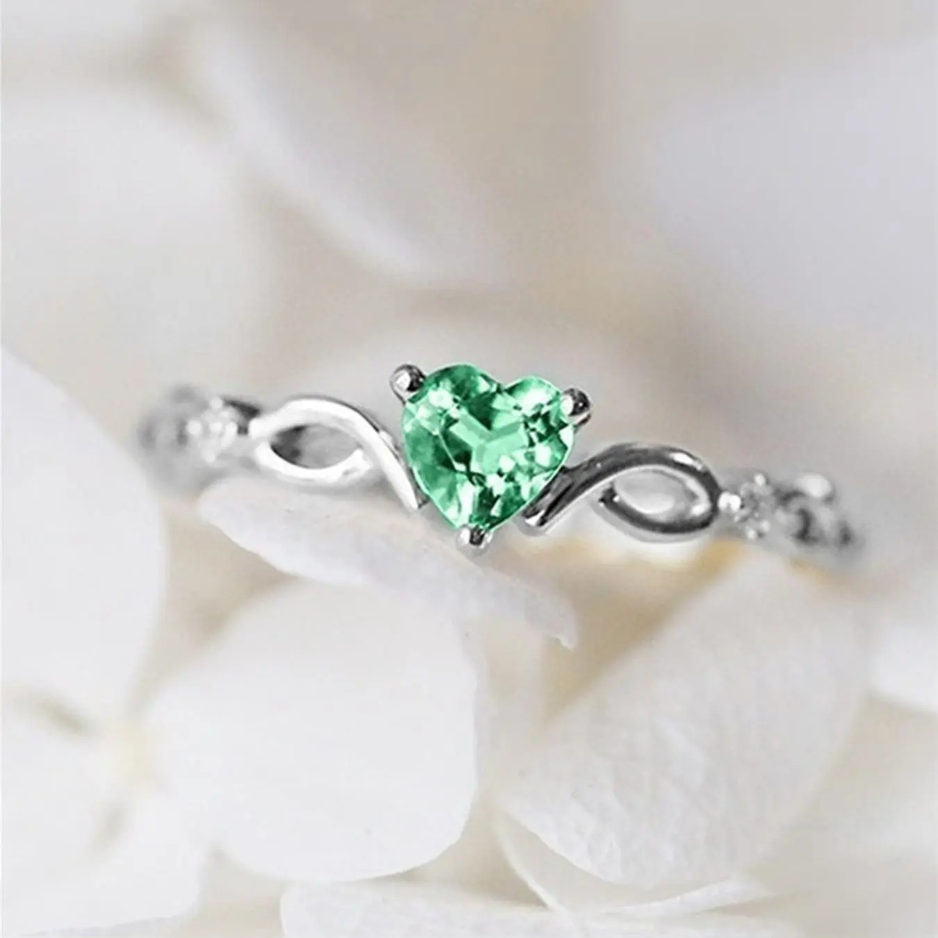 Rhinestone Heart Ring