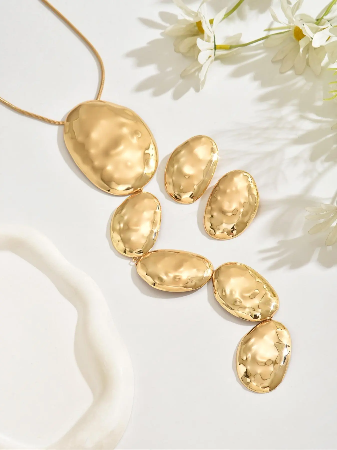 Irregular Oval Necklace Earrings Set