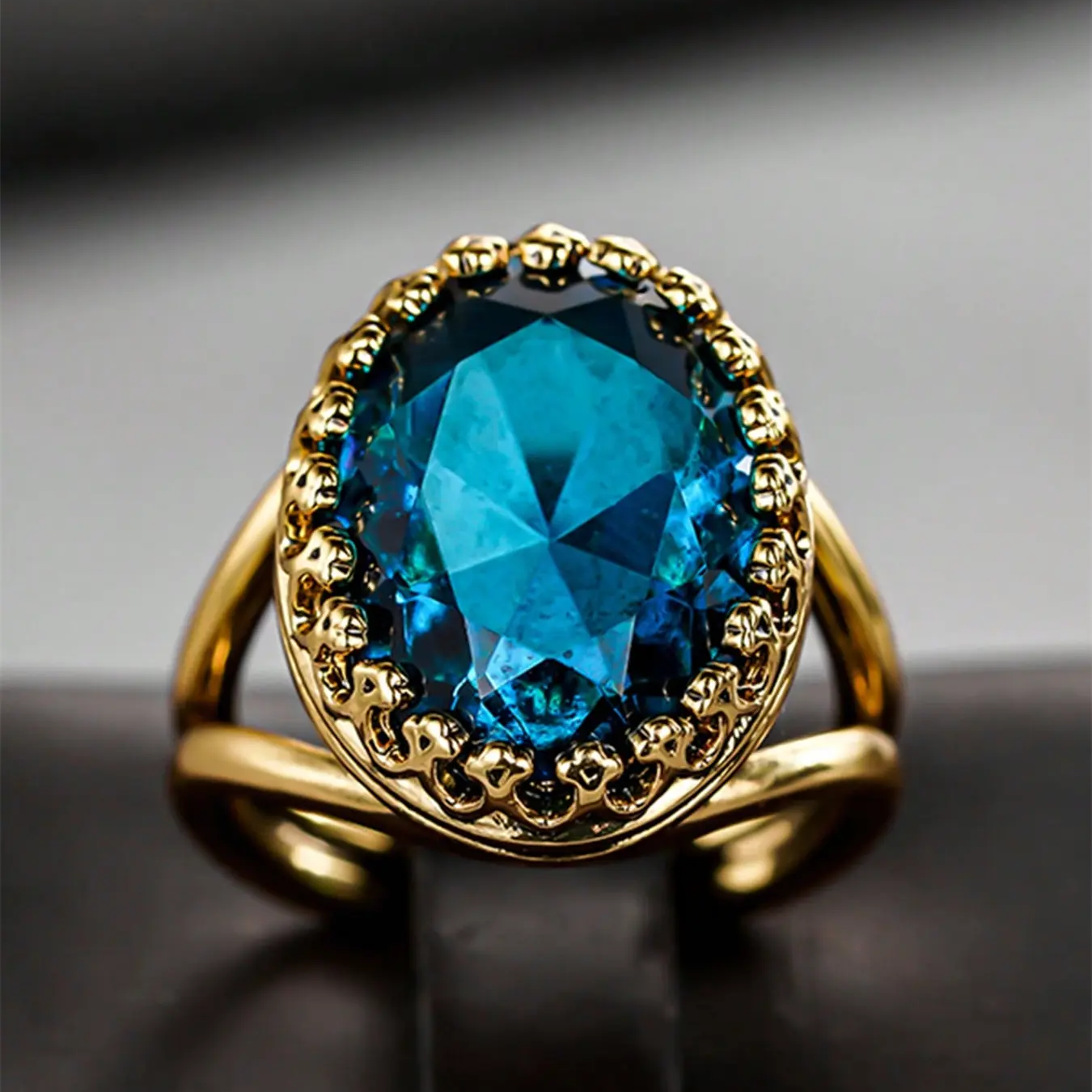 Inlaid Zircon Ring