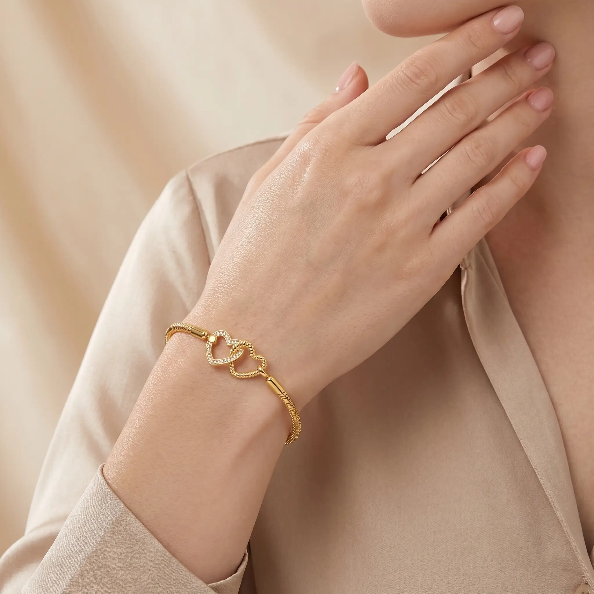 Interlocking Hearts Bracelet