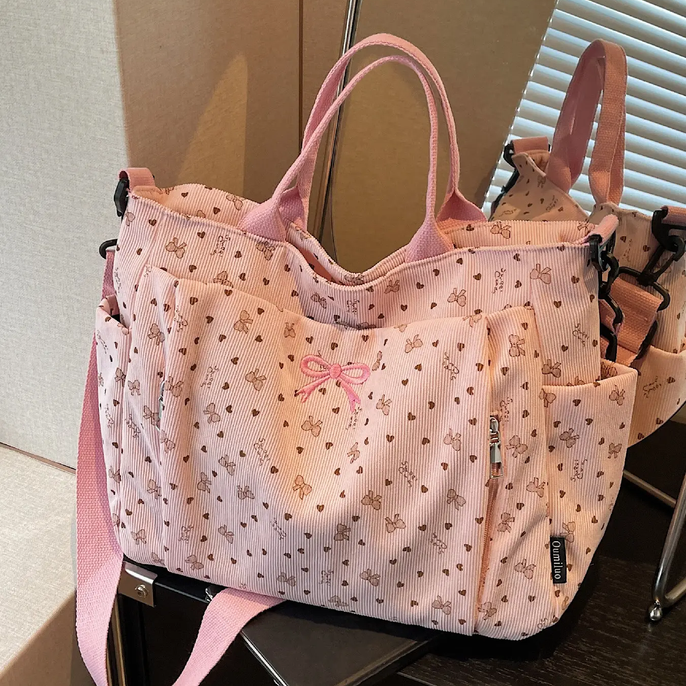 Large Capacity Tote Bag