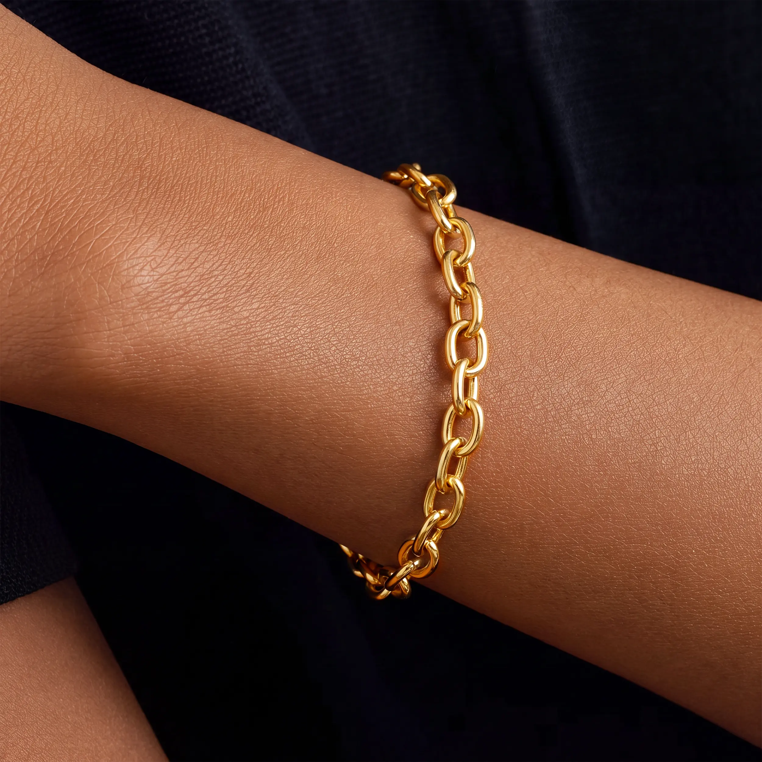 Minimal O Link Bracelet