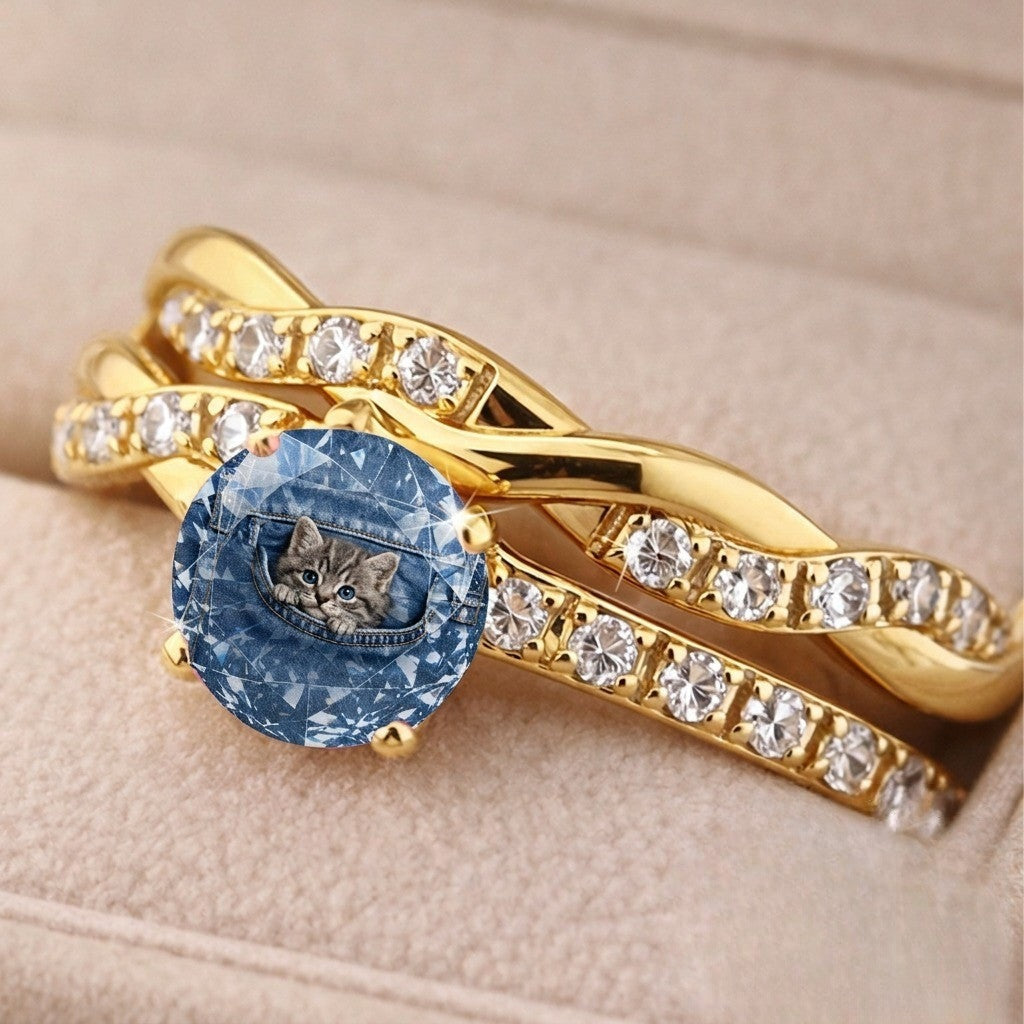 Twisted Crystal Kitten Ring