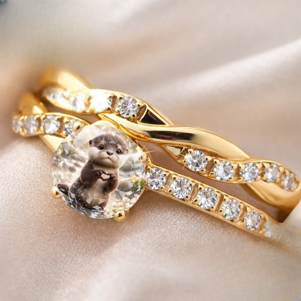 Twisted Crystal Otter Ring