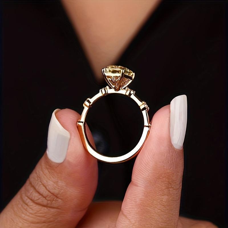 Exquisite Square Ring