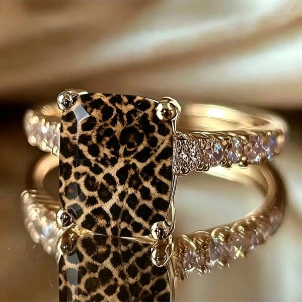 Retro Leopard Square Ring