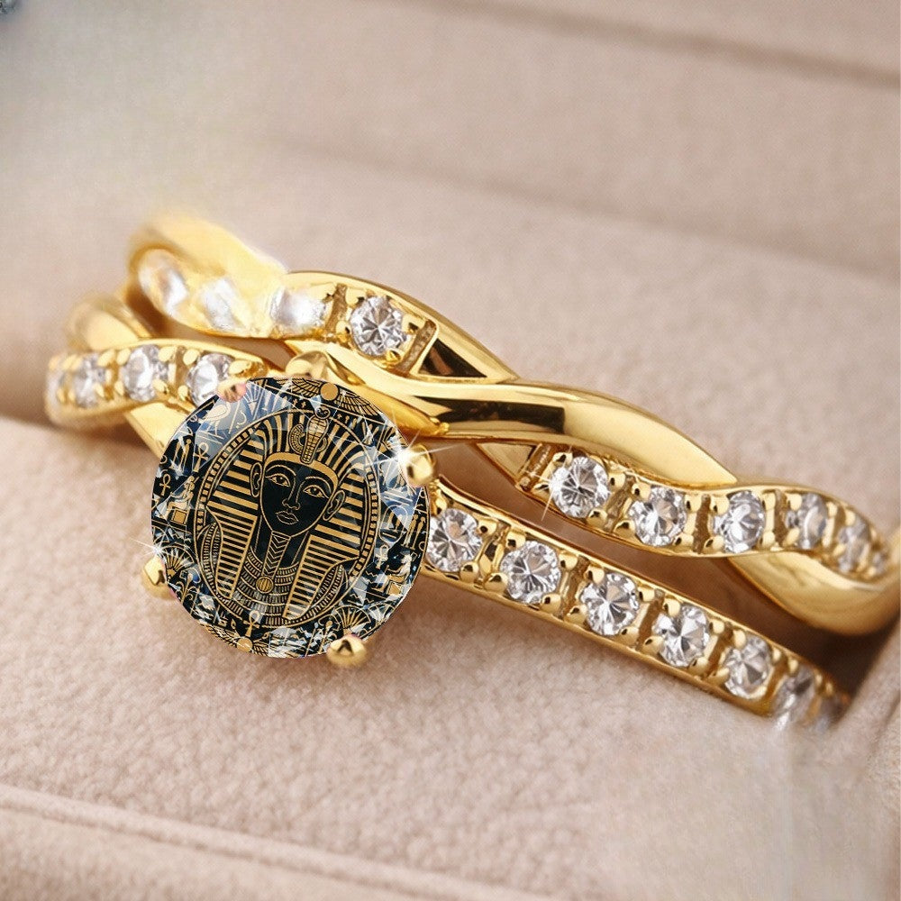 Pharaoh Crystal Twist Ring