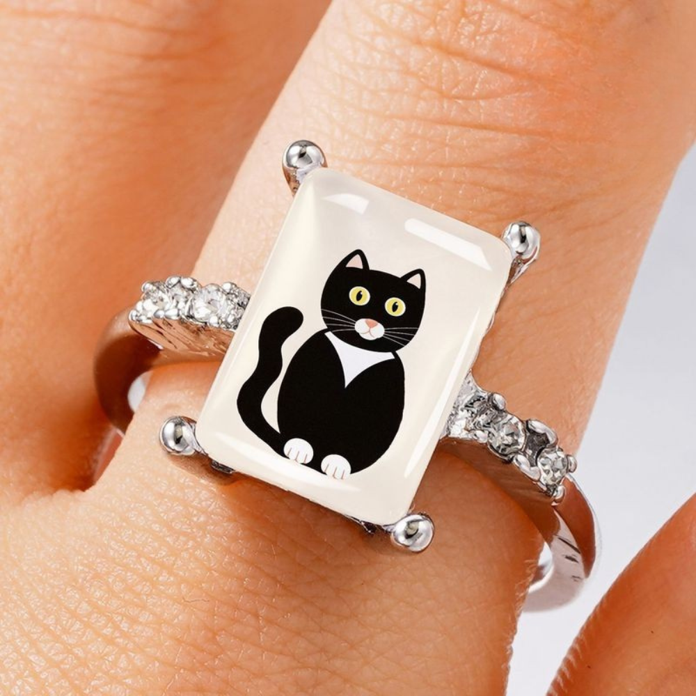Idle Black Cat Square Ring