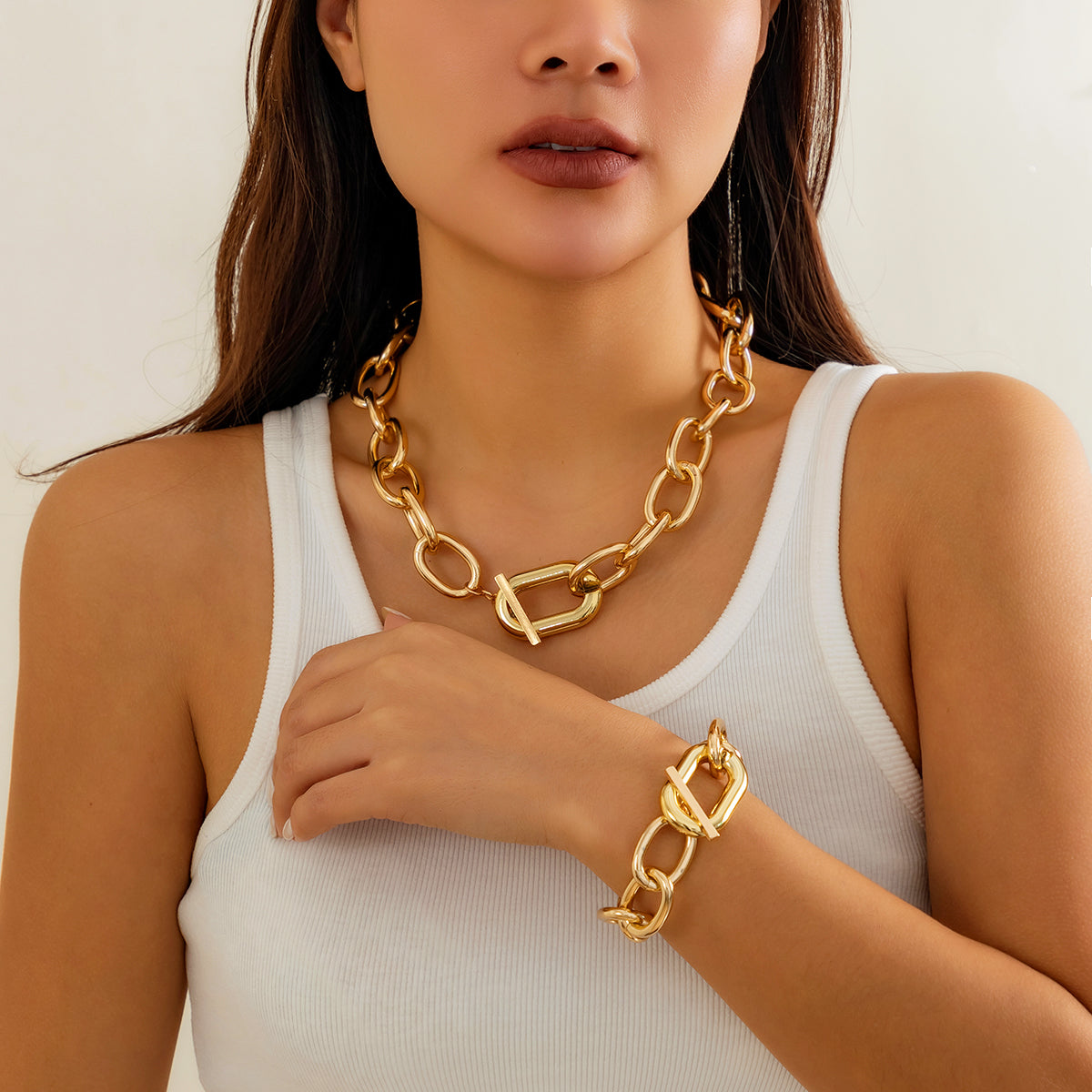 Chunky Buckle Chain Necklace