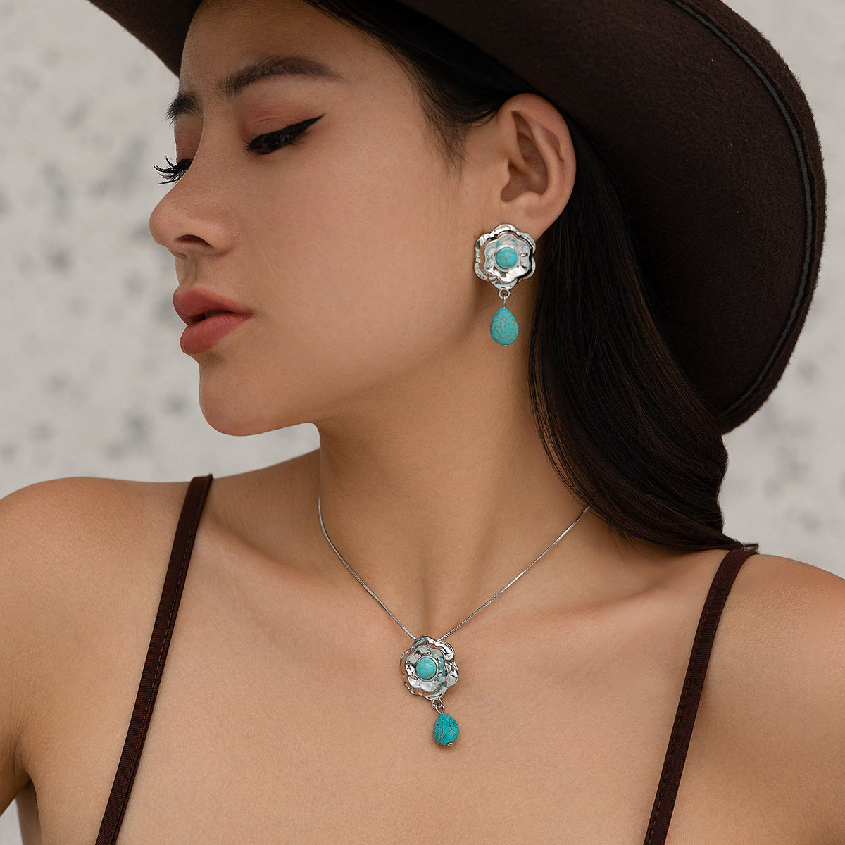 Blue Stone Flower Choker Jewelry Set