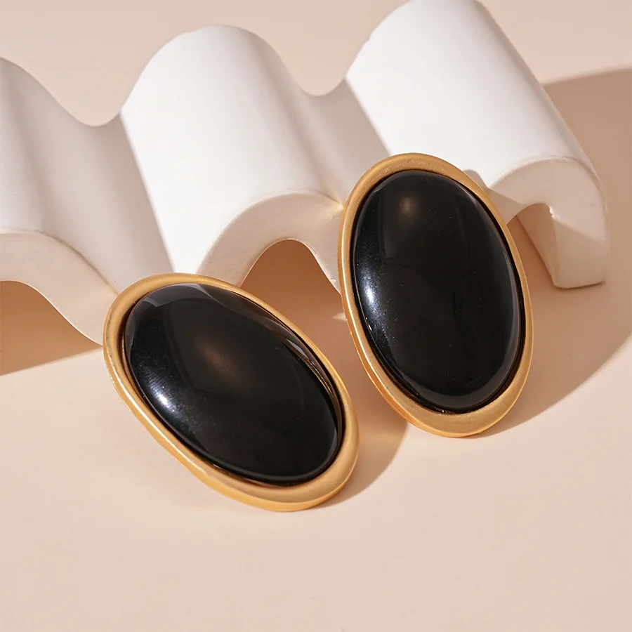 Vintage Oval Stud Earrings