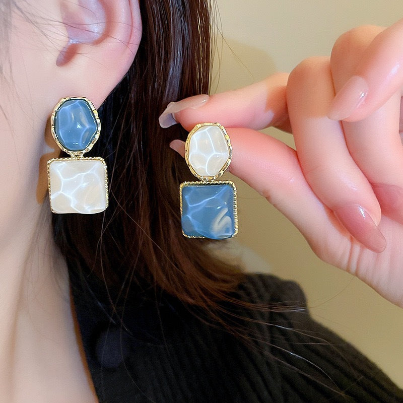 2-Tone Resin Geometric Drop Earrings