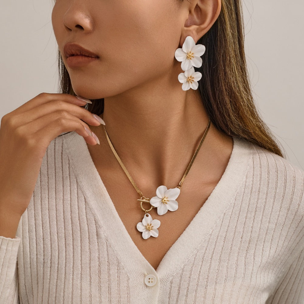 3pc Elegant Flower Pendant Jewelry Set