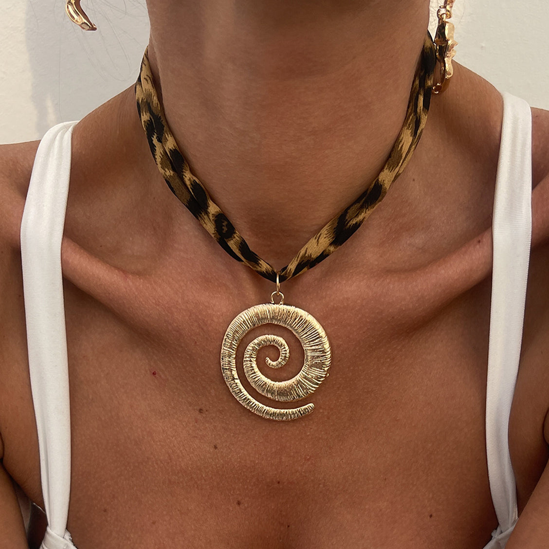Leopard Velvet Floral Pendant Choker