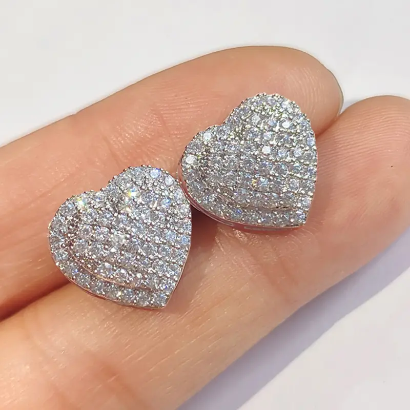 Dazzling Heart Earring