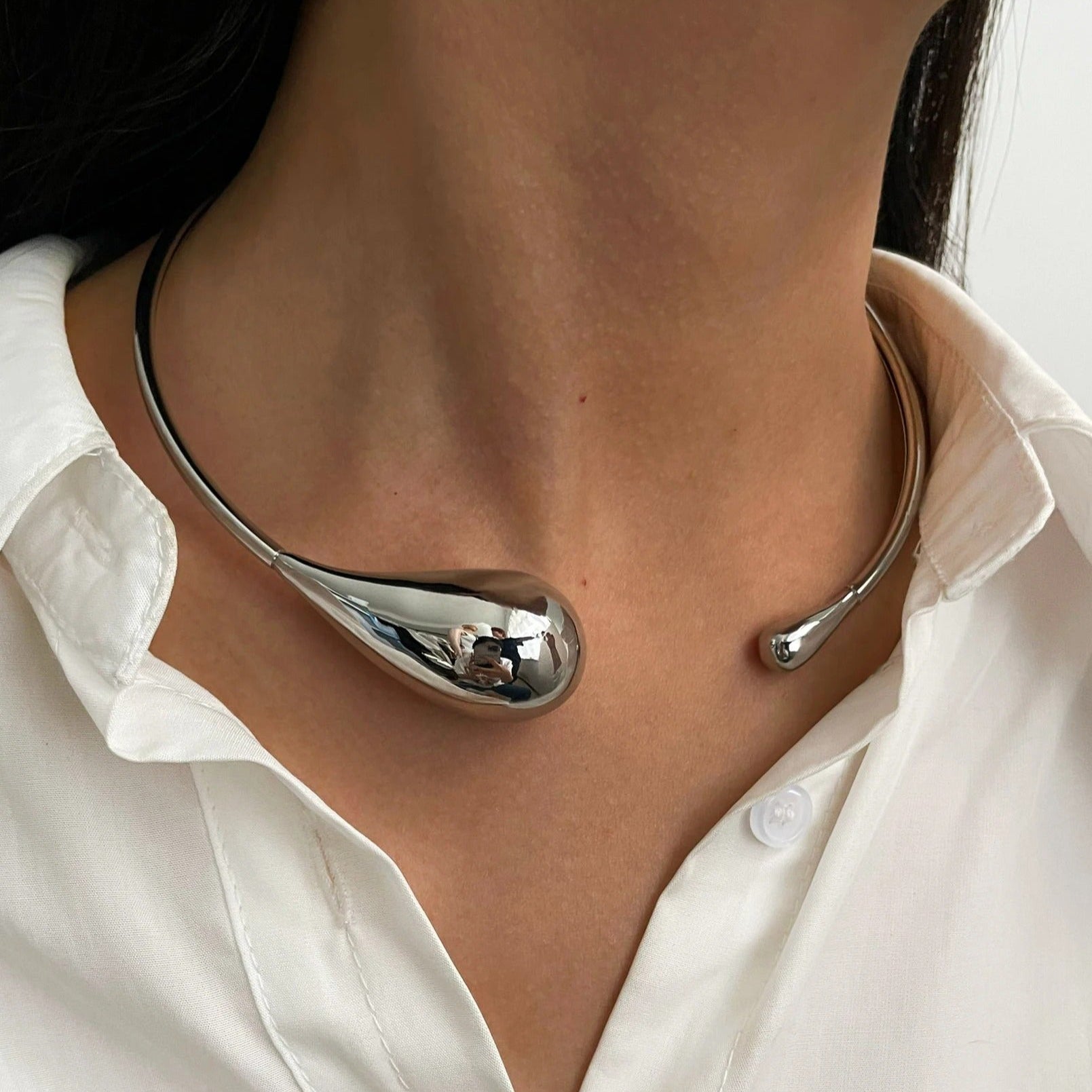 Chunky Water Drop Open Necklace