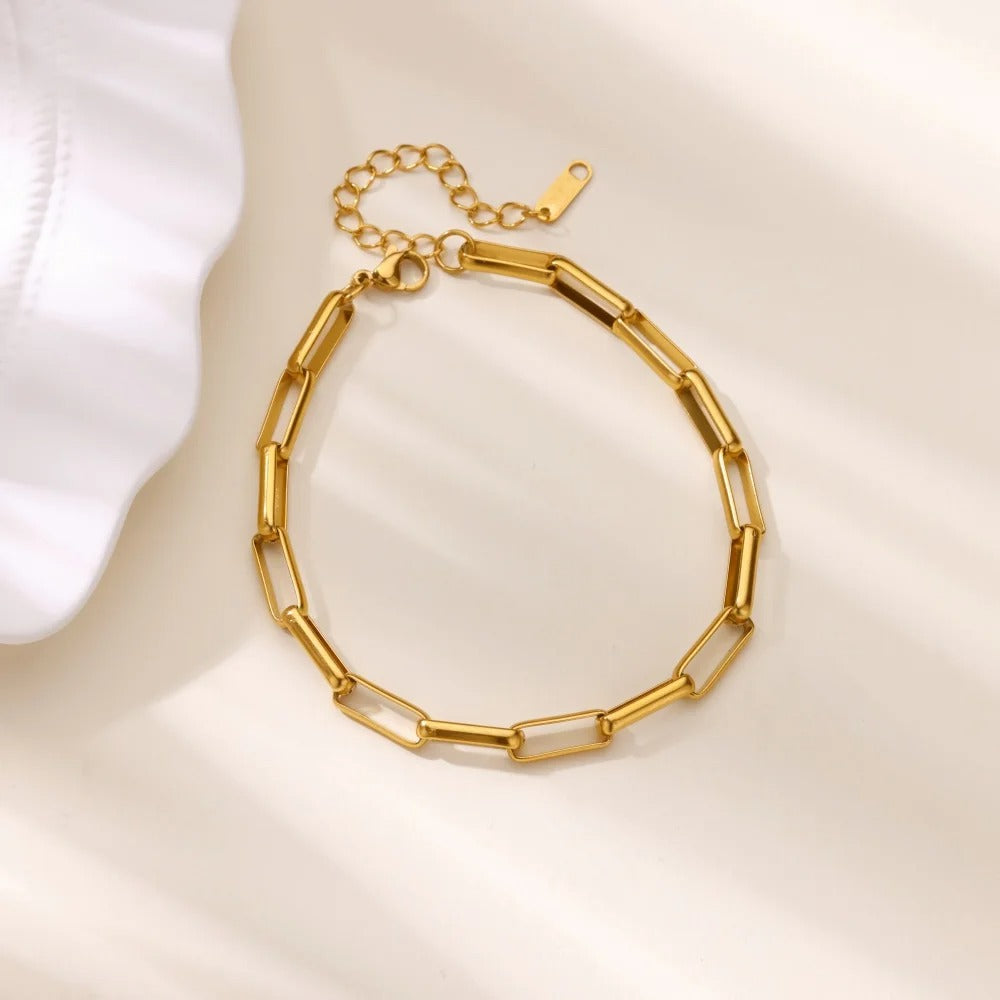 Dainty Large Paper Clip Anklet