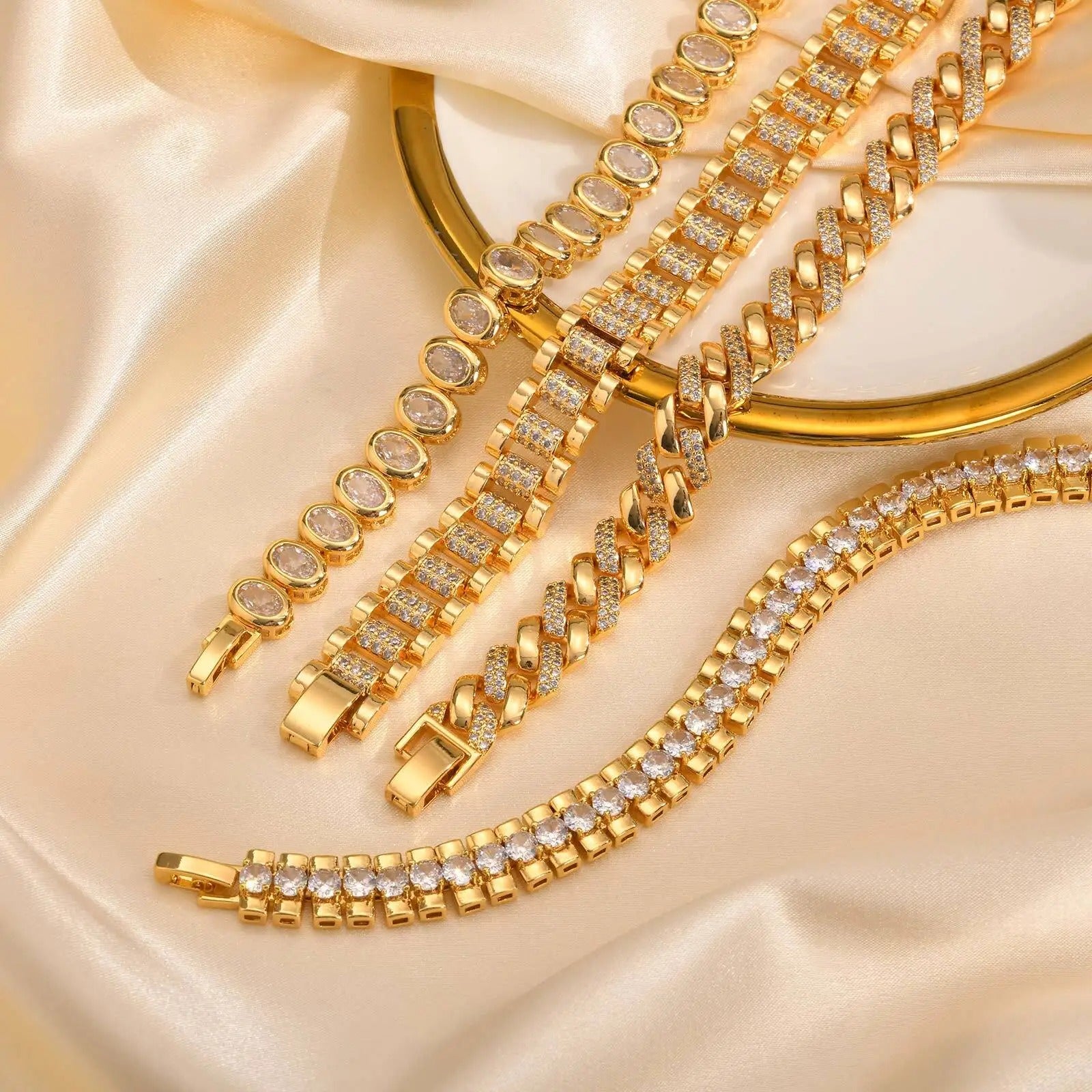 4pc Chunky Link Stackable Bracelet Set