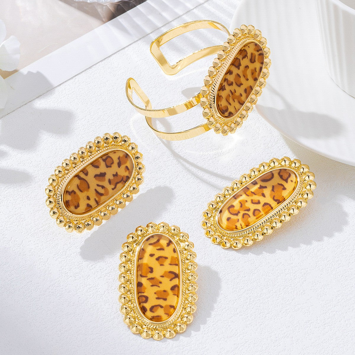 Leopard Oval Bead Border Jewelry Set