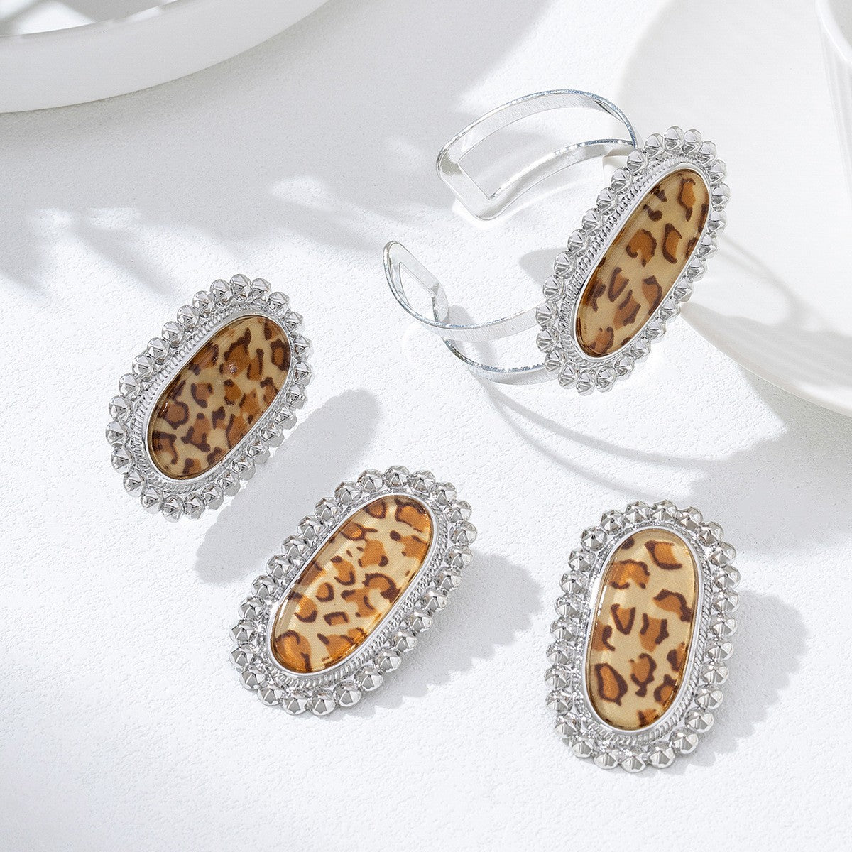 Leopard Oval Bead Border Jewelry Set