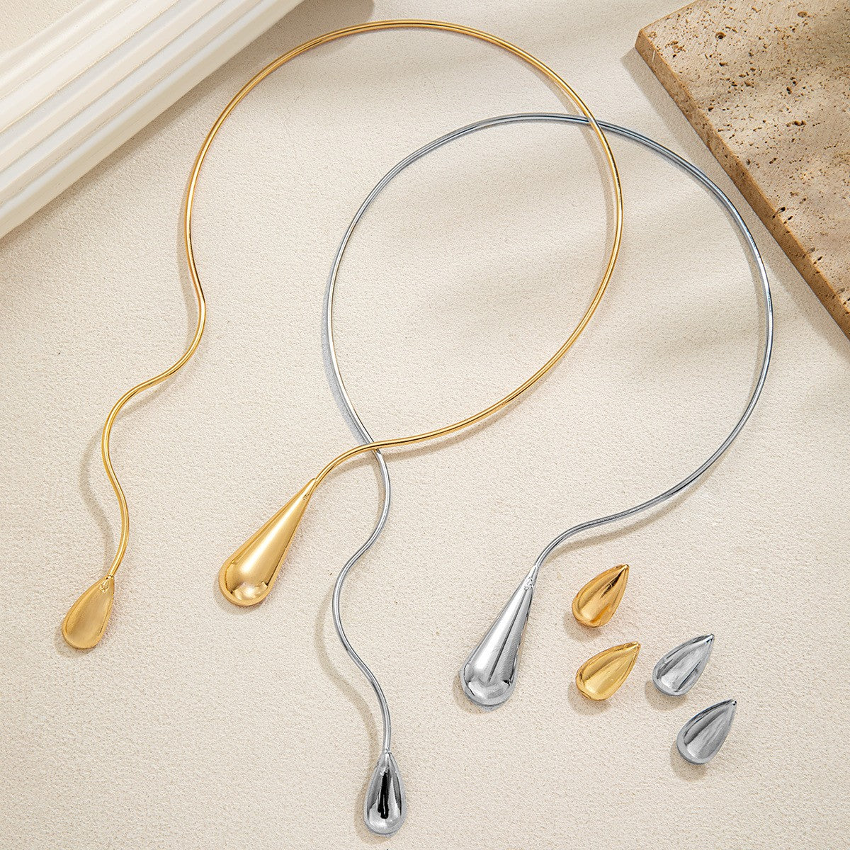 Teardrop Snake Chain Necklace & Earring Set